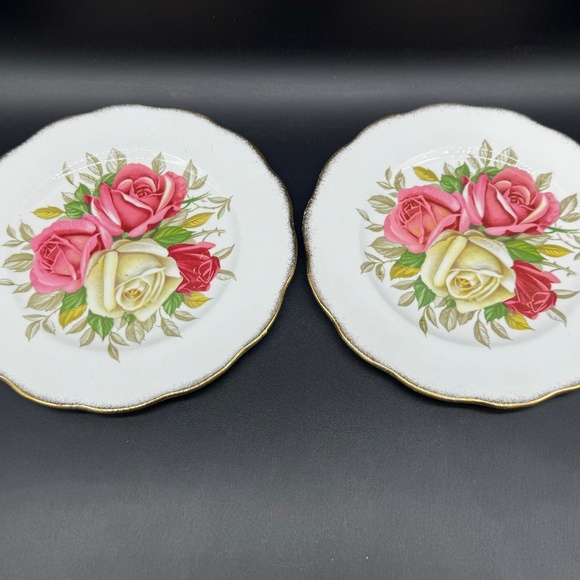 Queen Anne Lady Sylvia 8" Salad Plates(Set of 2) Bone China England - Picture 1 of 5